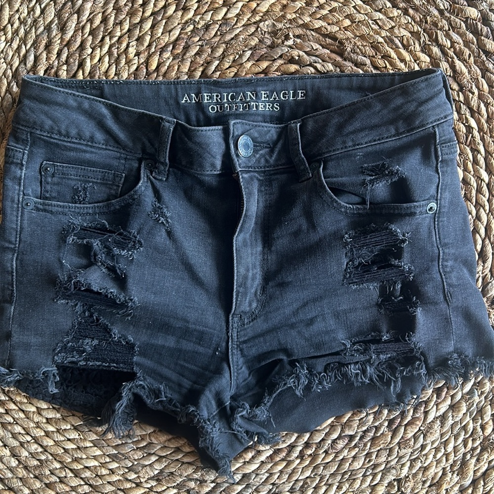 American Eagle - black super stretch shorts - size 8
